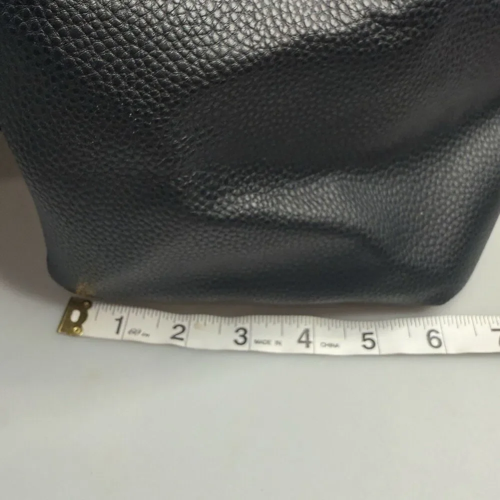 DSW Large Tote Bag Felt Travel Weekender Canvas Bottom Zip Pockets EUC
